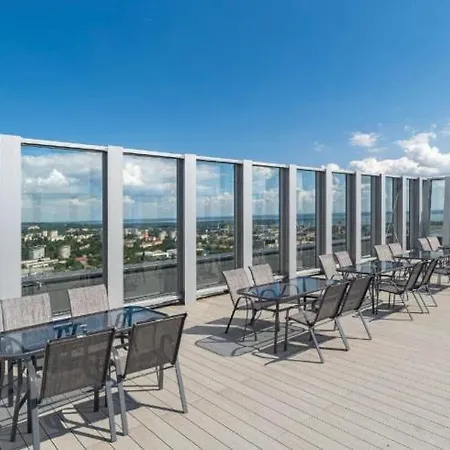 Hanza Tower White Sky 16 To 26th Floor Pool & 公寓 什切青